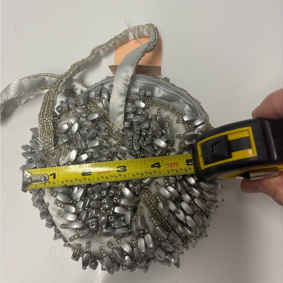 Vintage Silver Beaded Sponge Women's Bag Purse Fun and Beaded - Picture 5 of 6